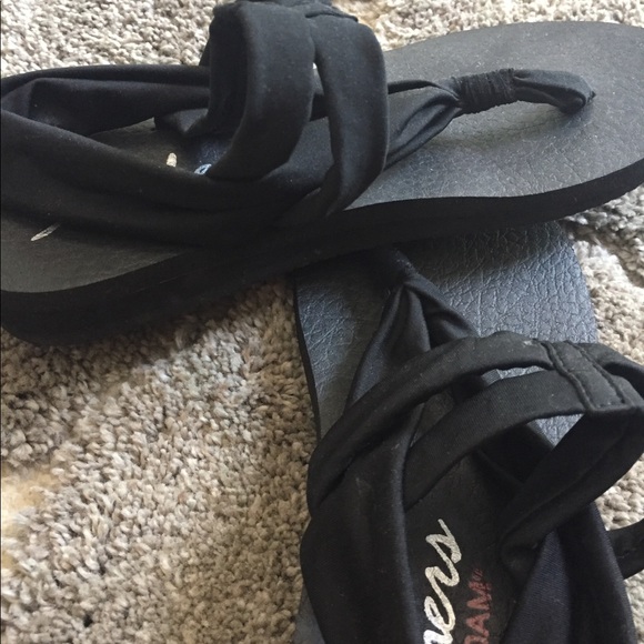 Skechers Shoes - Skechers Meditation Kicks Thong Sandal